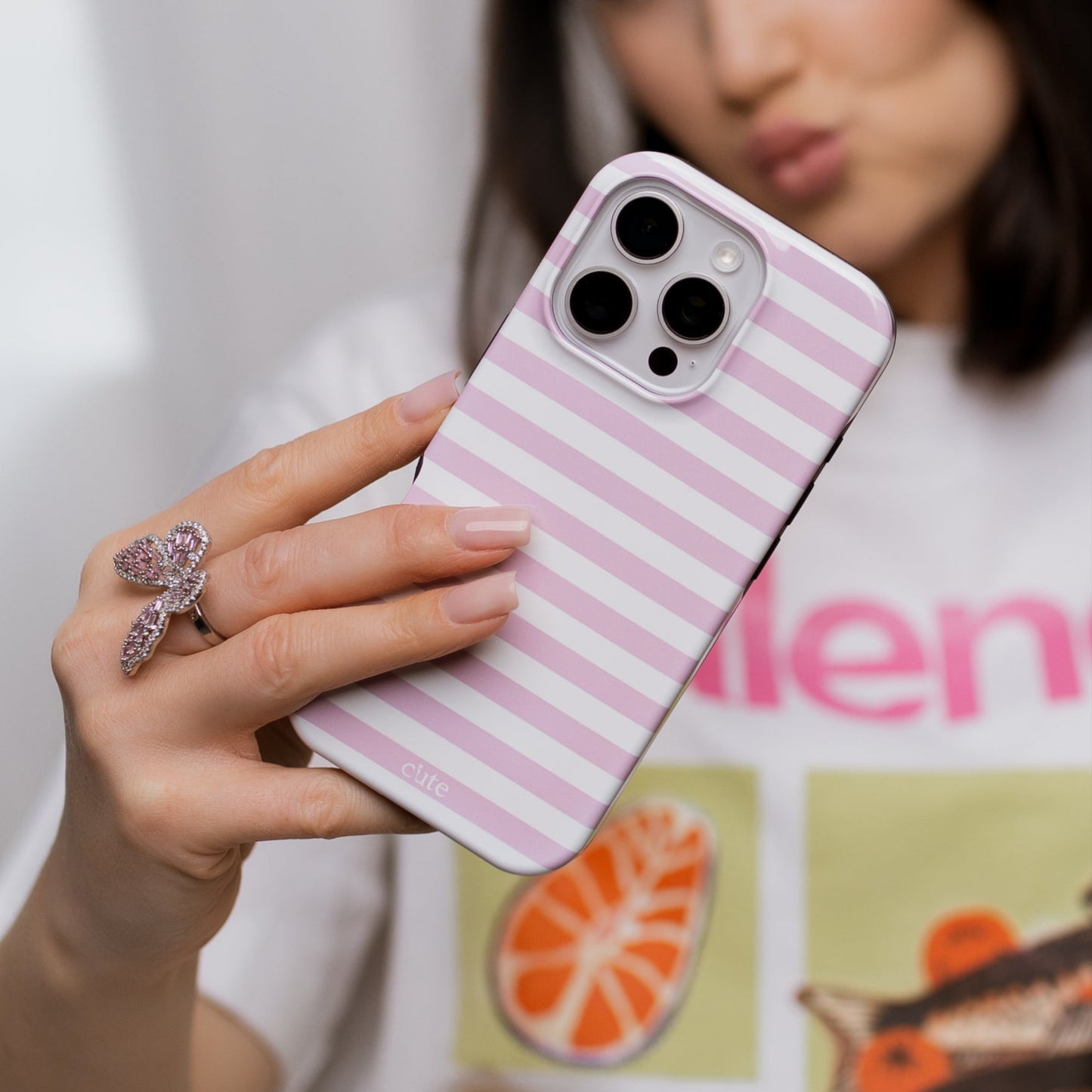 Soft Pink Lines Magsafe phone case