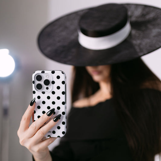 Trendy Dots phone case