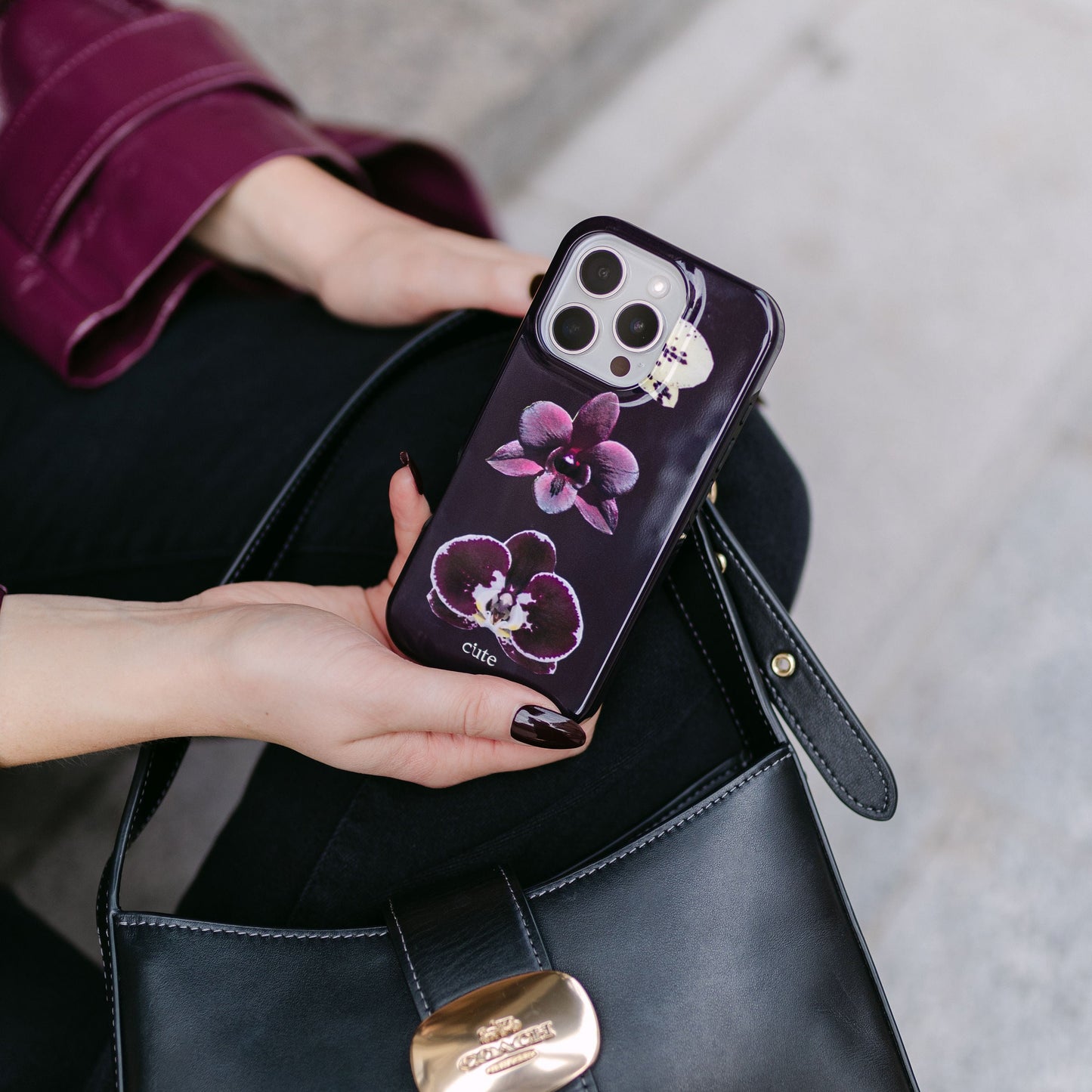 Burgundy Bloom Magsafe phone case